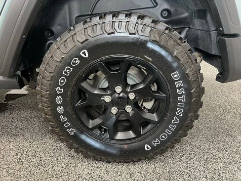 Used 2023 Jeep Wrangler Unlimited Sport AWD/4WD image 24