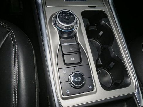 Used 2023 Ford Explorer XLT w/ Equipment Group 202A image 27