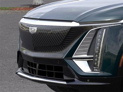 New 2026 Cadillac Lyriq Signature Luxury image 13