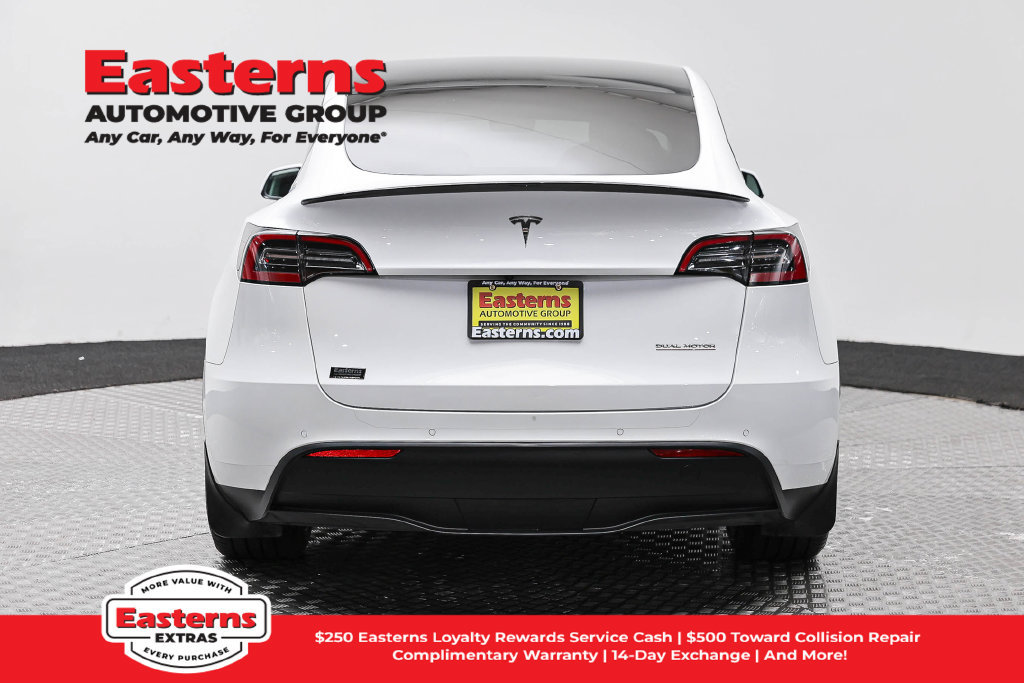Used 2022 Tesla Model Y Performance AWD/4WD image 7