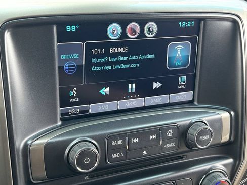 Used 2015 Chevrolet Silverado 2500 High Country w/ Duramax Plus Package AWD/4WD image 27