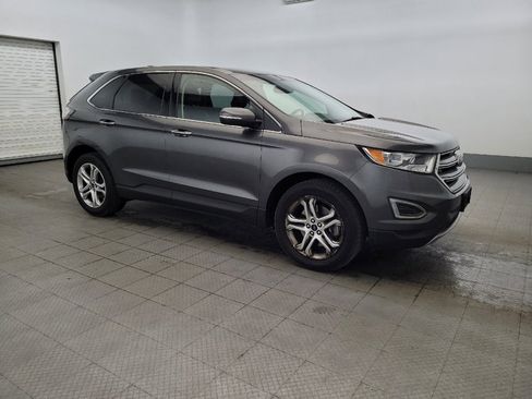 Used 2018 Ford Edge Titanium w/ Technology Package AWD/4WD image 11