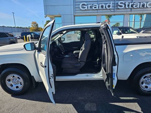 New 2026 Nissan Frontier S image 13