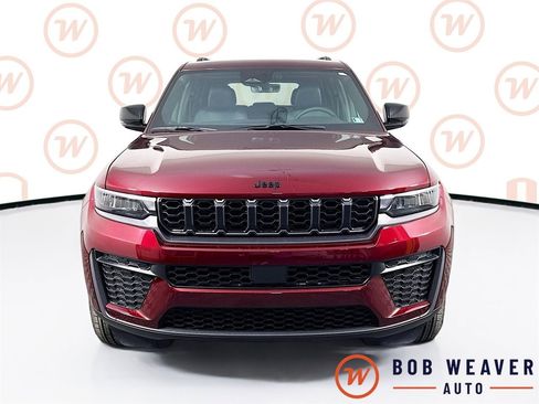 New 2026 Jeep Grand Cherokee Altitude image 2