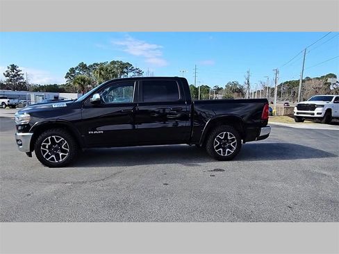 Used 2025 RAM 1500 Laramie image 29