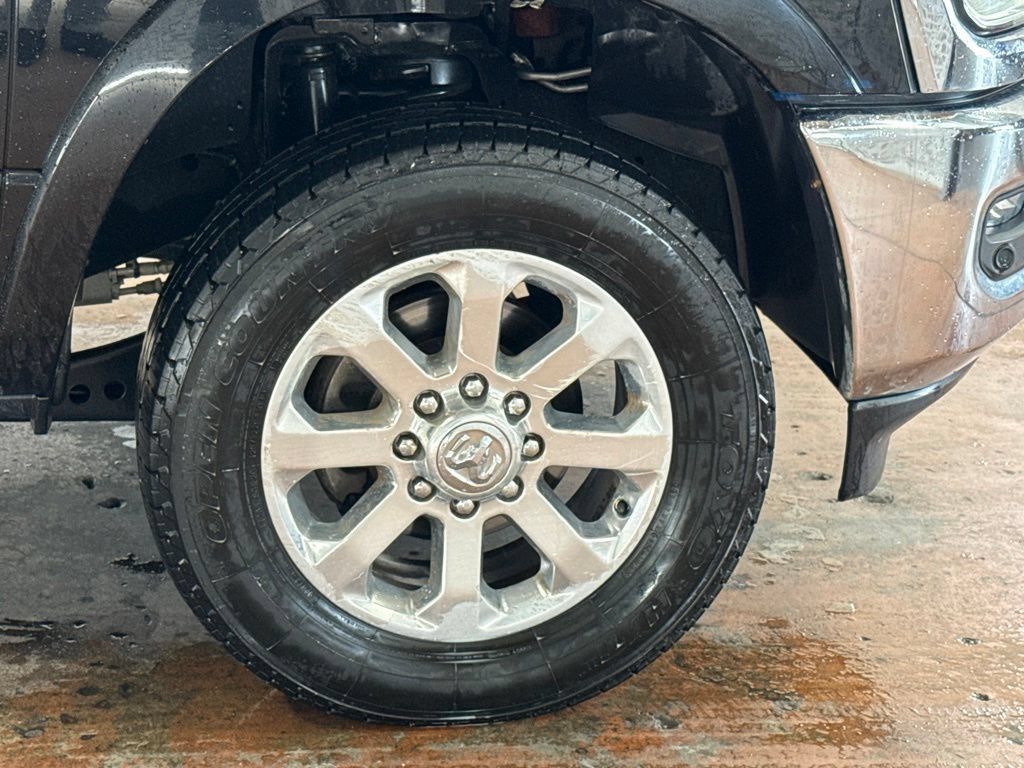 Used 2020 RAM 3500 Laramie AWD/4WD image 9