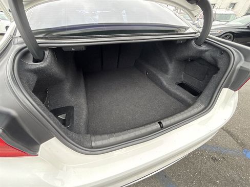 Used 2018 BMW 530i RWD image 18