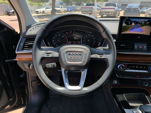 Used 2023 Audi Q5 2.0T Premium w/ Convenience Package AWD/4WD image 20