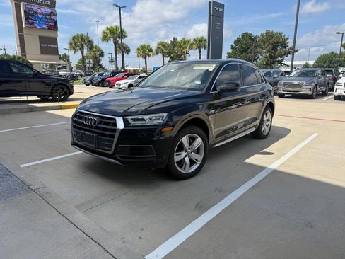 Used 2018 Audi Q5 Premium Plus w/ Premium Plus Package AWD/4WD image 1