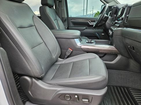 Used 2024 Chevrolet Silverado 3500 LTZ w/ LTZ Premium Package AWD/4WD image 32