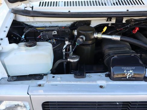 Used 1994 GMC G3500 Vandura image 34