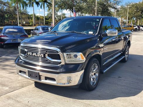 Used 2017 RAM 1500 Limited image 3
