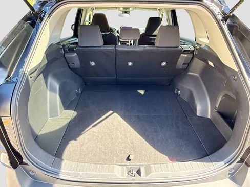 Used 2025 Toyota RAV4 LE AWD/4WD image 27