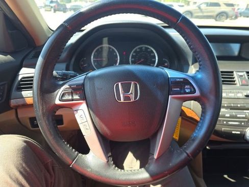 Used 2011 Honda Accord EX-L image 13