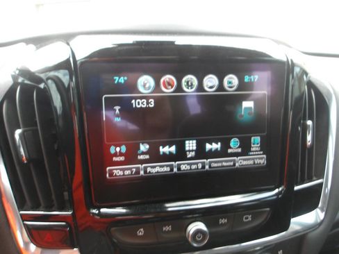 Used 2018 Chevrolet Traverse Premier w/ Redline Edition FWD image 13