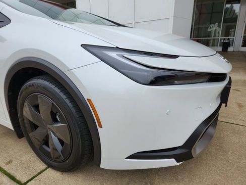 New 2026 Toyota Prius SE image 6