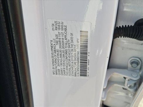 Used 2024 Honda Pilot TrailSport image 28