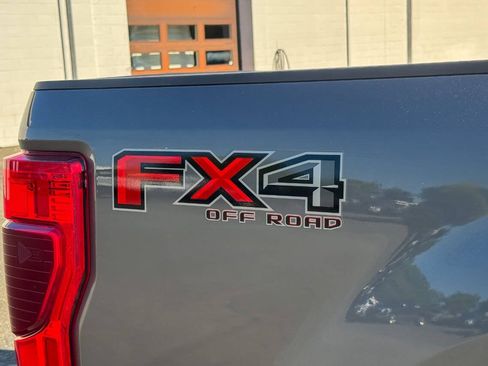 Used 2021 Ford F350 Lariat w/ Lariat Ultimate Package AWD/4WD image 17