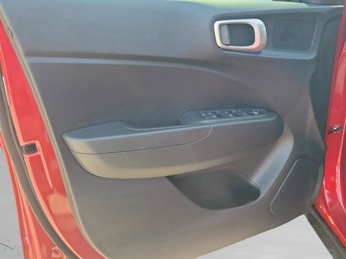 New 2026 Hyundai Venue SEL image 17