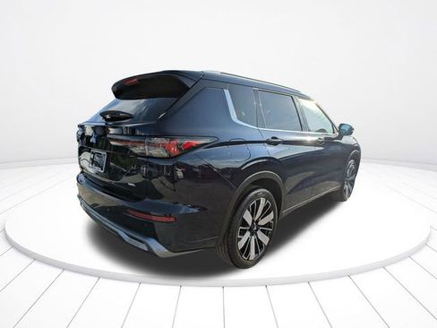 New 2026 Mitsubishi Outlander SEL image 4
