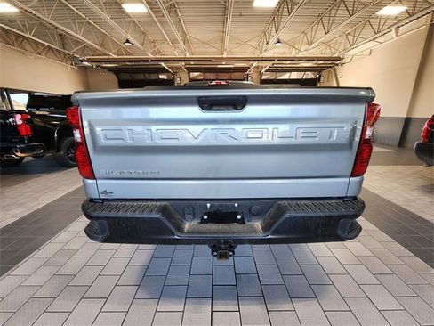 Used 2025 Chevrolet Silverado 1500 W/T w/ WT Value Package AWD/4WD image 5