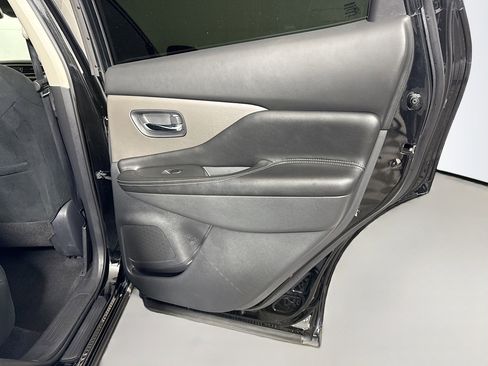 Used 2021 Nissan Murano SV FWD image 28