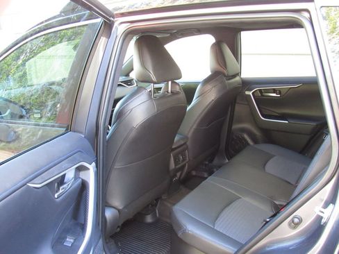 Certified 2023 Toyota RAV4 XSE w/ XSE Grade Weather Package AWD/4WD image 15