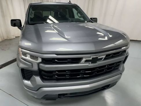 Used 2023 Chevrolet Silverado 1500 RST w/ Convenience Package II AWD/4WD image 3