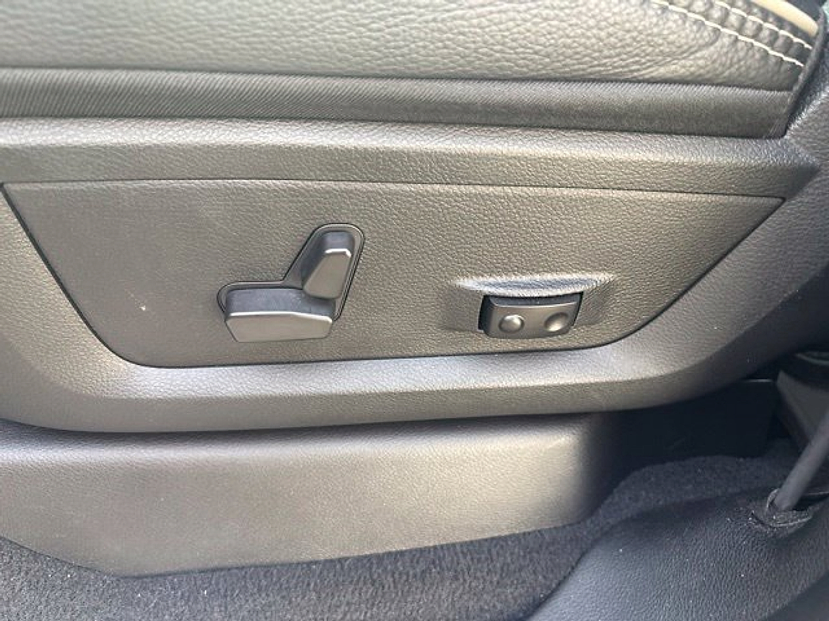 Certified 2024 RAM 2500 Limited AWD/4WD image 12