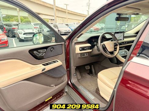 Used 2021 Lincoln Aviator Reserve w/ Class IV Trailer Tow Package AWD/4WD image 21