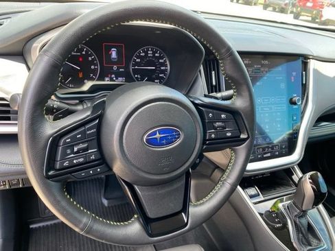 Certified 2025 Subaru Outback Onyx Edition w/ Tech Package 3 AWD/4WD image 12
