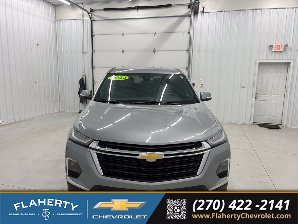 Used 2023 Chevrolet Traverse LS w/ Safety Package AWD/4WD image 7