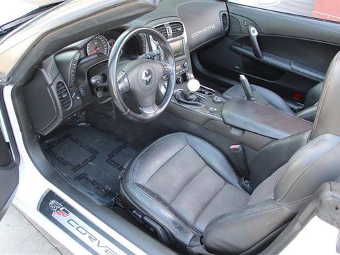 Used 2013 Chevrolet Corvette 427 w/ 1SC Preferred Equipment Group RWD image 14