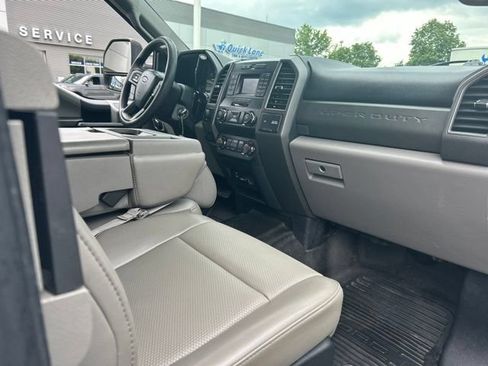 Used 2019 Ford F550 4x4 SuperCab Super Duty image 11