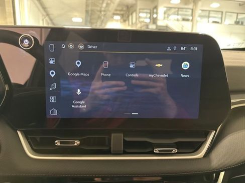 Used 2025 Chevrolet Equinox LT w/ Convenience Package II image 25