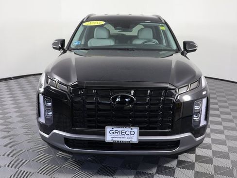 Used 2023 Hyundai Palisade SEL w/ Cargo Package image 3