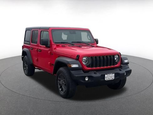 Used 2025 Jeep Wrangler Sport S image 2