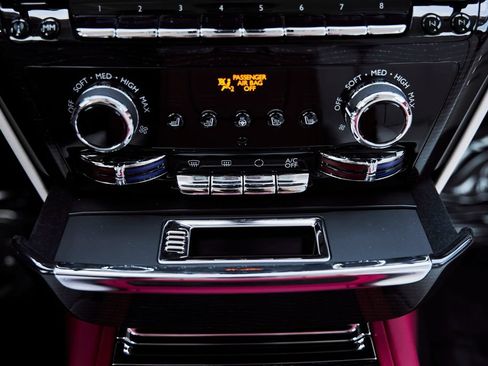 Used 2023 Rolls-Royce Phantom Sedan RWD image 83