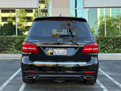 Used 2019 Mercedes-Benz GLS 550 4MATIC image 4