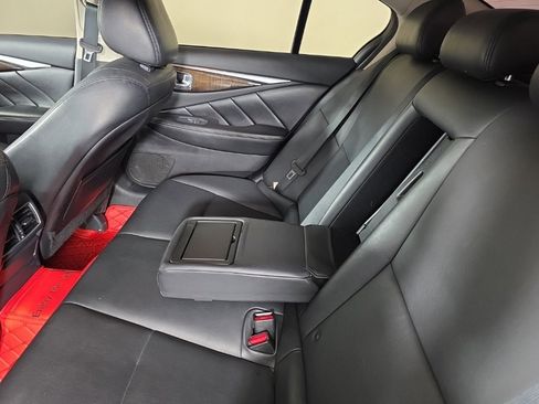 Used 2018 INFINITI Q50 Luxe image 32