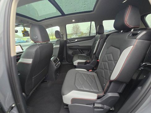 New 2026 Volkswagen Atlas Peak Edition AWD/4WD image 21