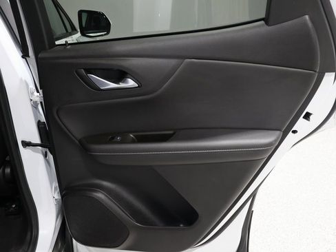 Used 2025 Chevrolet Blazer LT image 21