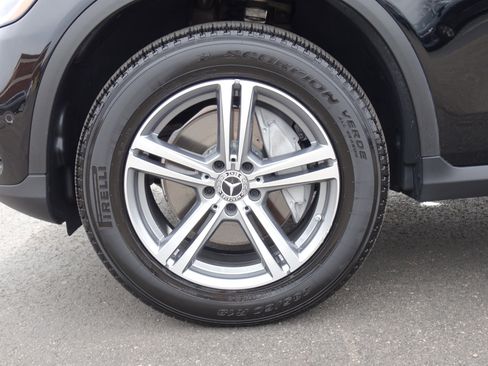 Used 2021 Mercedes-Benz GLC 300 4MATIC image 20