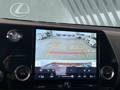 Certified 2025 Lexus NX 250 FWD w/ Towing Package (2000 Lbs) image 19
