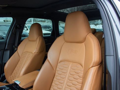 Used 2024 Audi RS 6 performance image 12