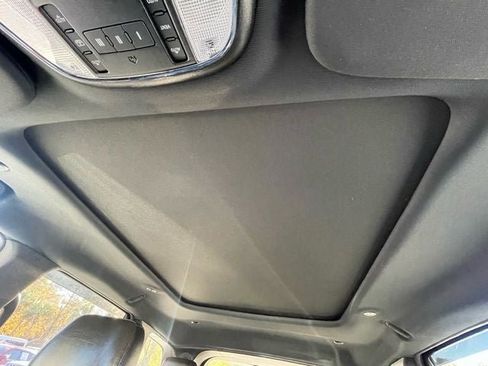 Used 2021 Jeep Grand Cherokee Limited w/ Luxury Group II image 25