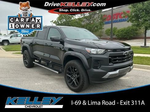 Used 2023 Chevrolet Colorado Trail Boss w/ Technology Package AWD/4WD image 1