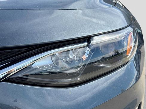Used 2019 Chevrolet Malibu LS w/ LPO, Convenience Package 1 FWD image 10