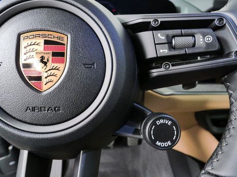 New 2026 Porsche Cayenne AWD/4WD image 11
