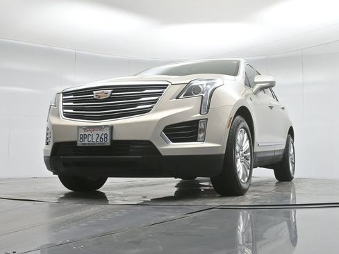 Used 2017 Cadillac XT5 FWD image 45